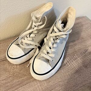 Amazon Women's High-Top Canvas Sneakers - Gray and White